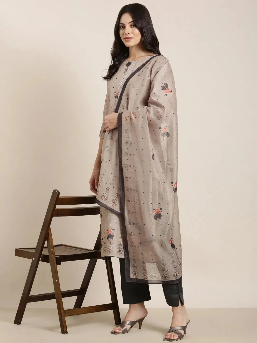 Women Straight Olive Floral Kurta and Trousers Set Comes With DupattaKC-052345-Olive