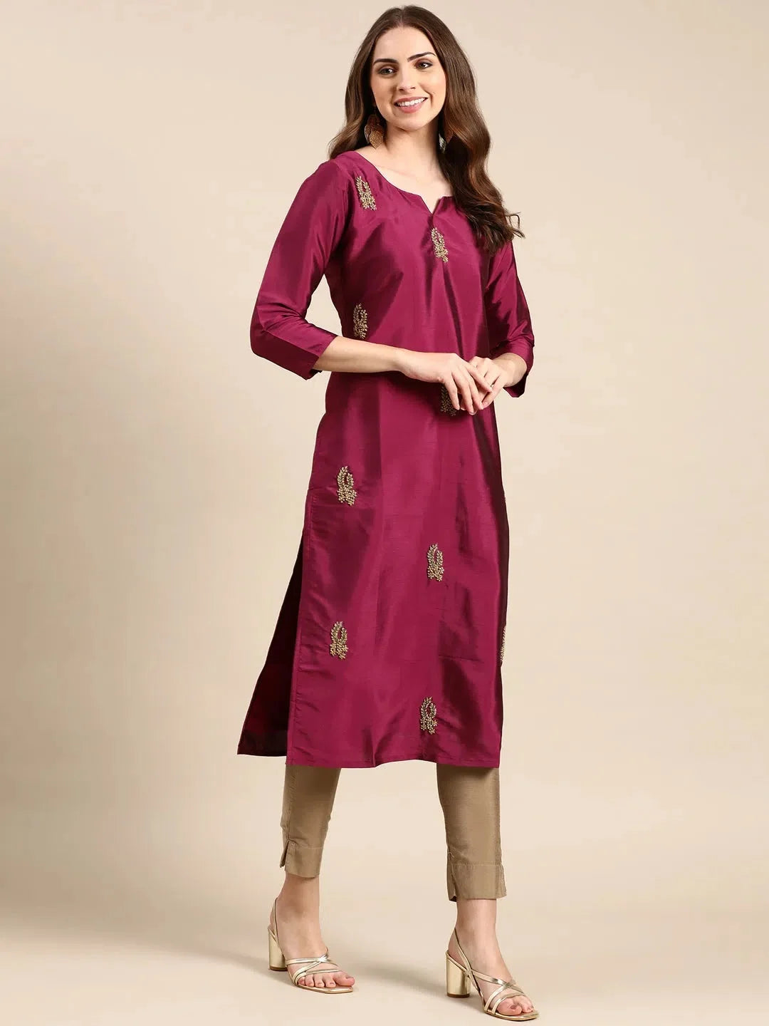 Magenta Embroidered Kurta: Stylish Indian Kurta for Women