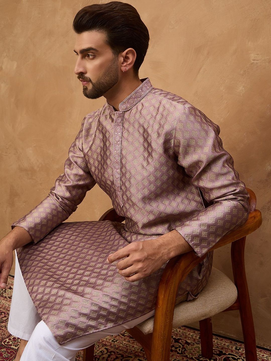 Ethnic Bay Men Mauve Silk Blend Solid Woven Design Straight Kurta With Pant Set-MKSET1458