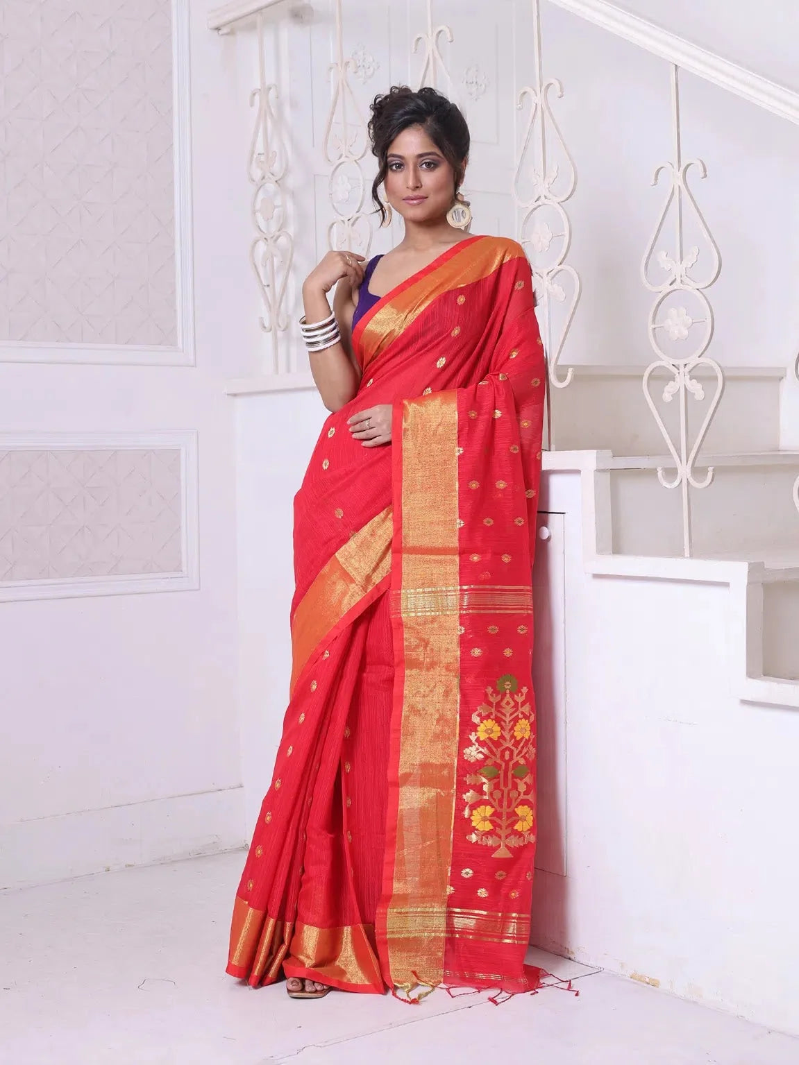 Red Cotton Saree with Zari - Indian Sari Elegance