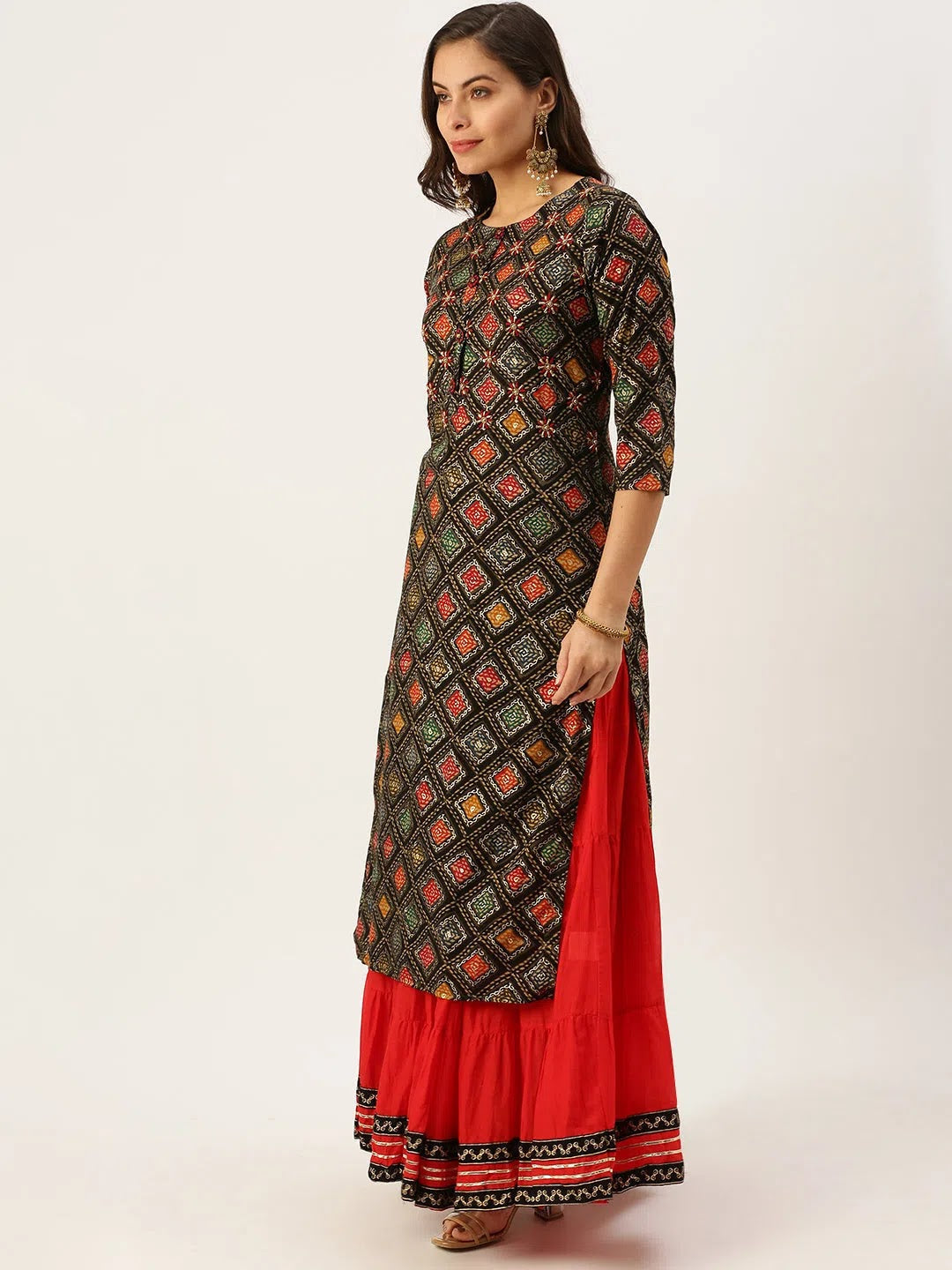 Black Abstract Printed Cotton Women's Kurta Sets | Showoff
