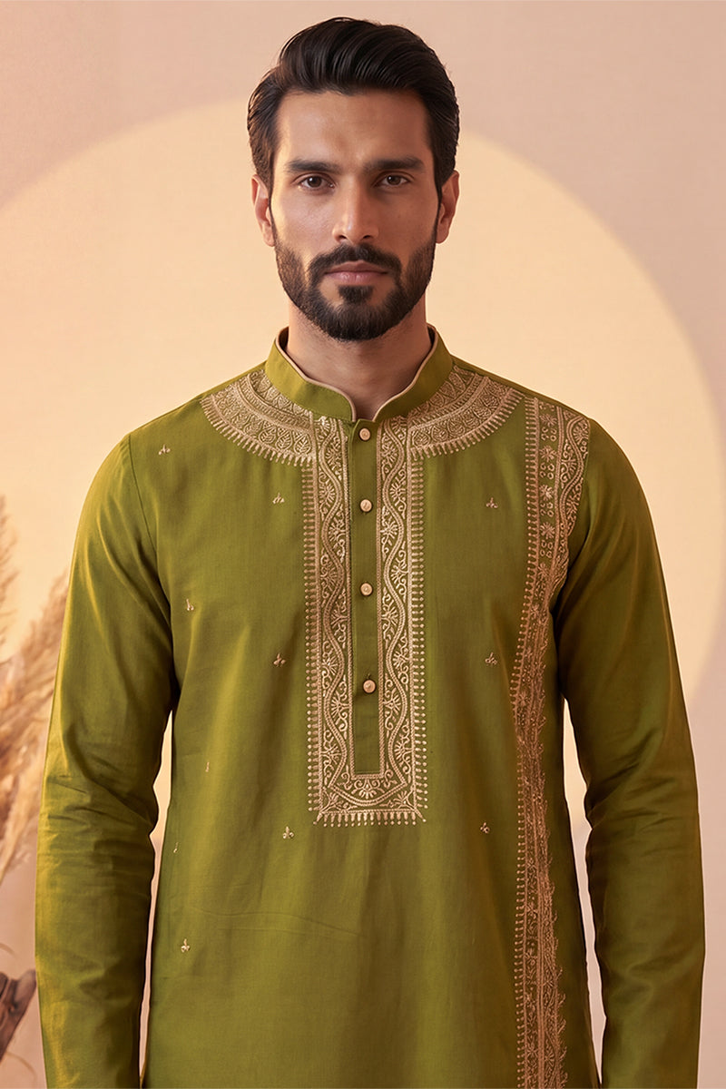 Green Silk Blend Solid Emboidered Straight Kurta With Trouser MKSET2313