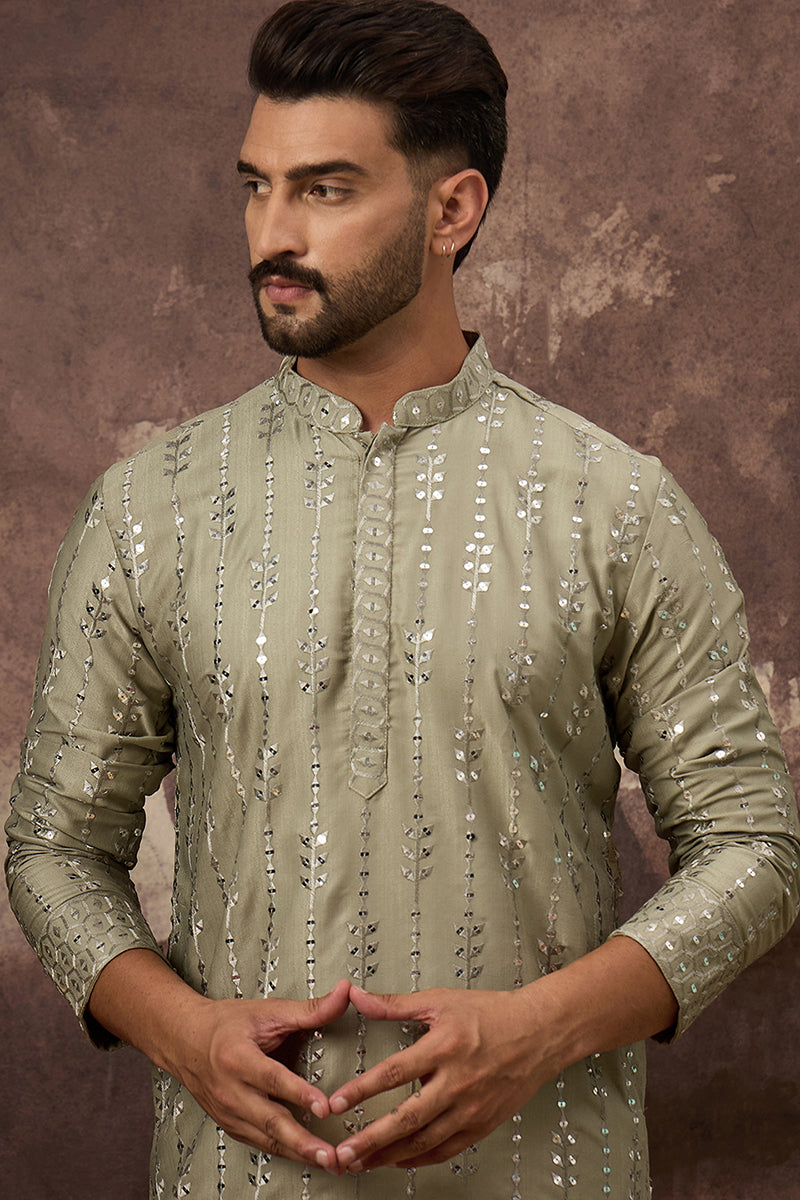 Green Silk Blend Solid Embroidered Straight Kurta MKU1356