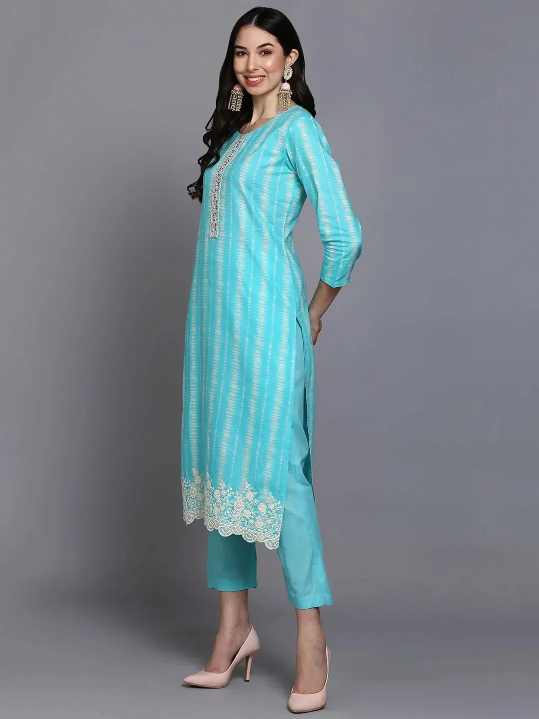 Women Turquoise Blue Rayon Printed Straight Kurta Pant Set