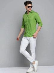 Men Green Solid Casual Shirt-MUNIFICENCEPLAIN-3395-Green
