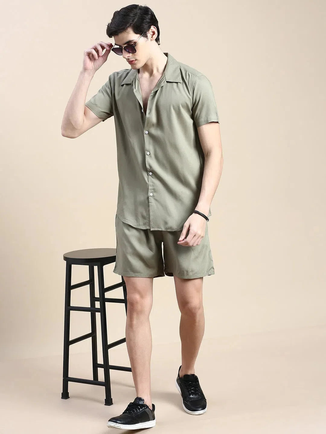 Men's Green Solid Casual Co ord Set | Two Piece Sets for Men