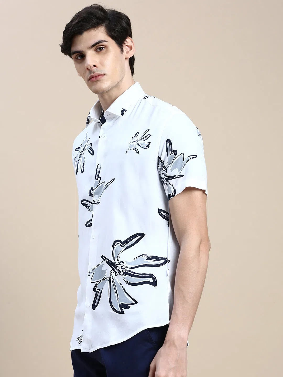 White Floral Cotton Mens Shirt - Printed Beach Shirts | DesiQlo
