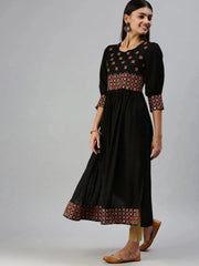 Women's Black Embroidered Anarkali Kurta-GW2048-Black