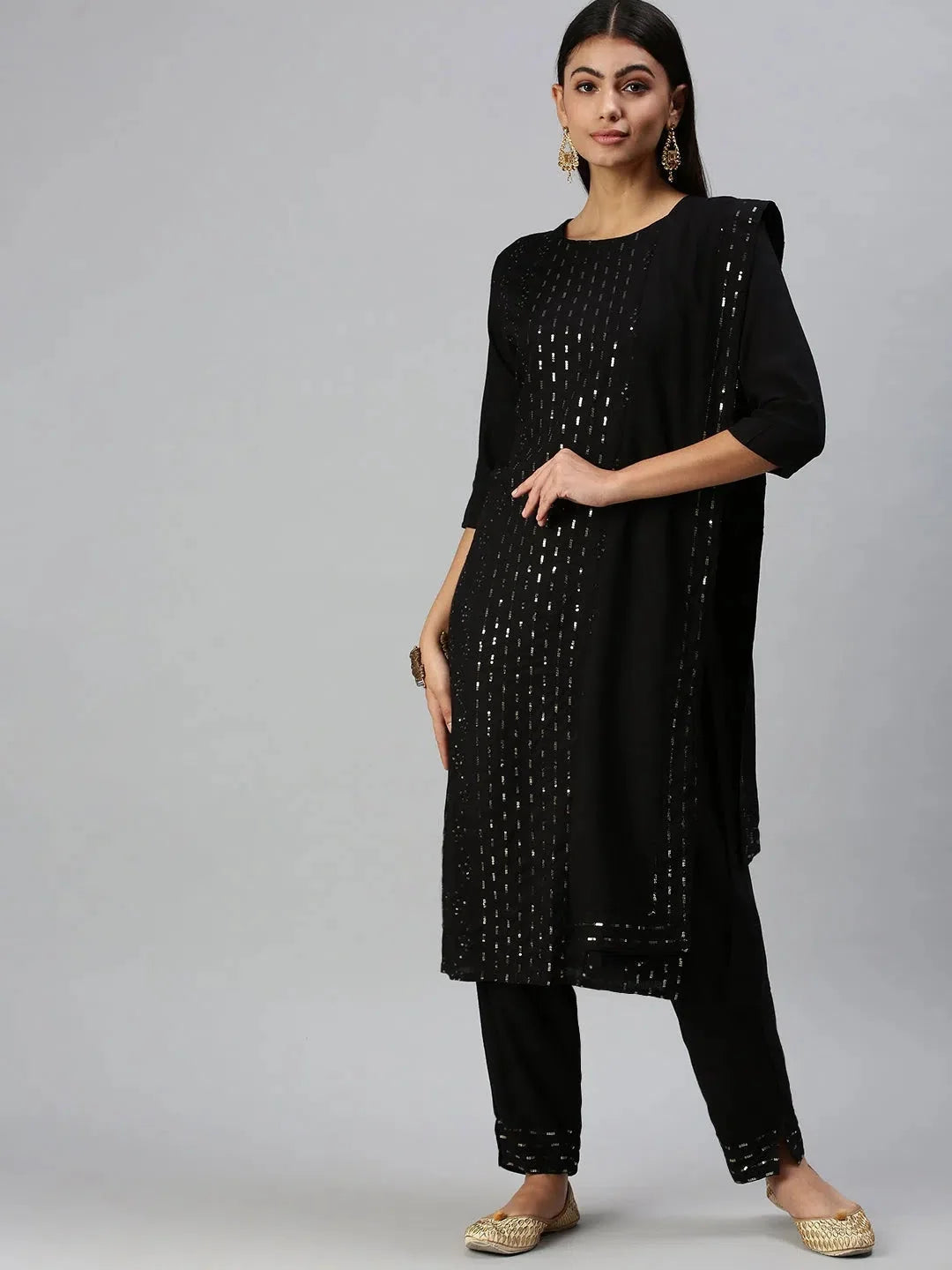 Black Embroidered Kurta Set - Women's Designer Kurta Sets