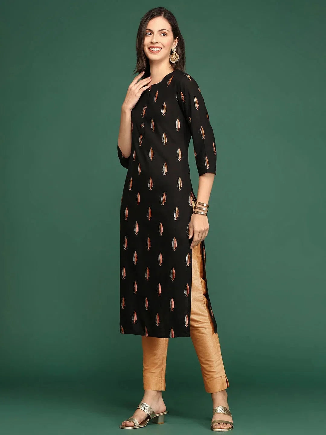 Black Floral Cotton Indian Kurta for Women | DesiQlo