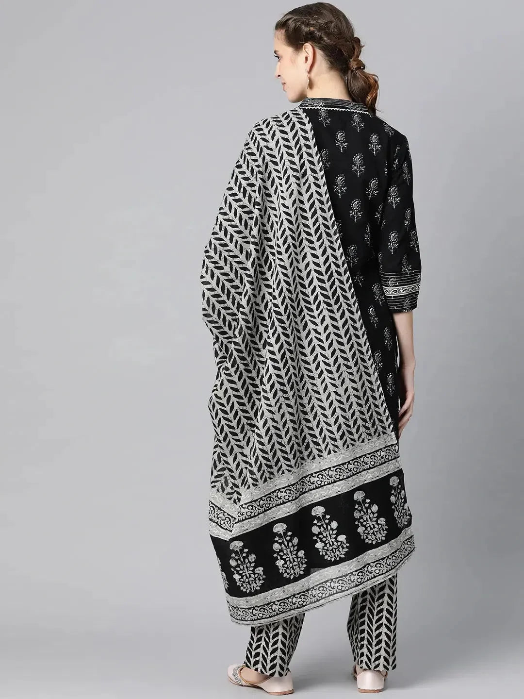 Black Rayon Blend Printed Kurta Pant Set - VKSKD1182 | Kurta Set