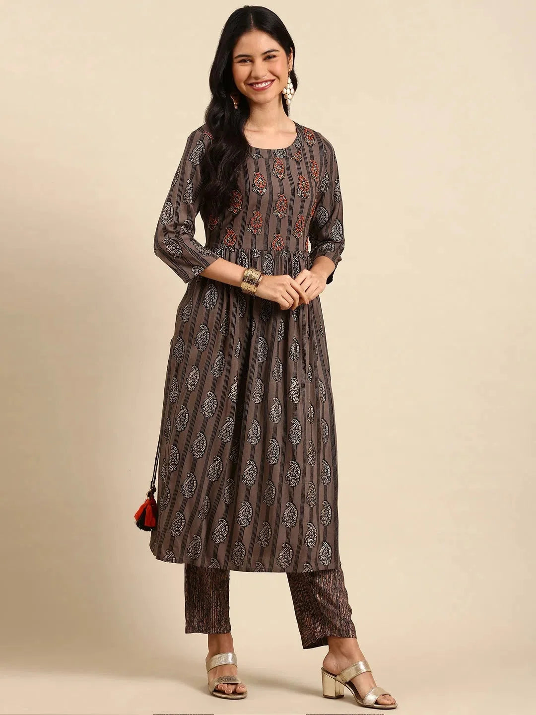 Grey Printed Kurta Set | Women's Cotton Indian Kurta Sets