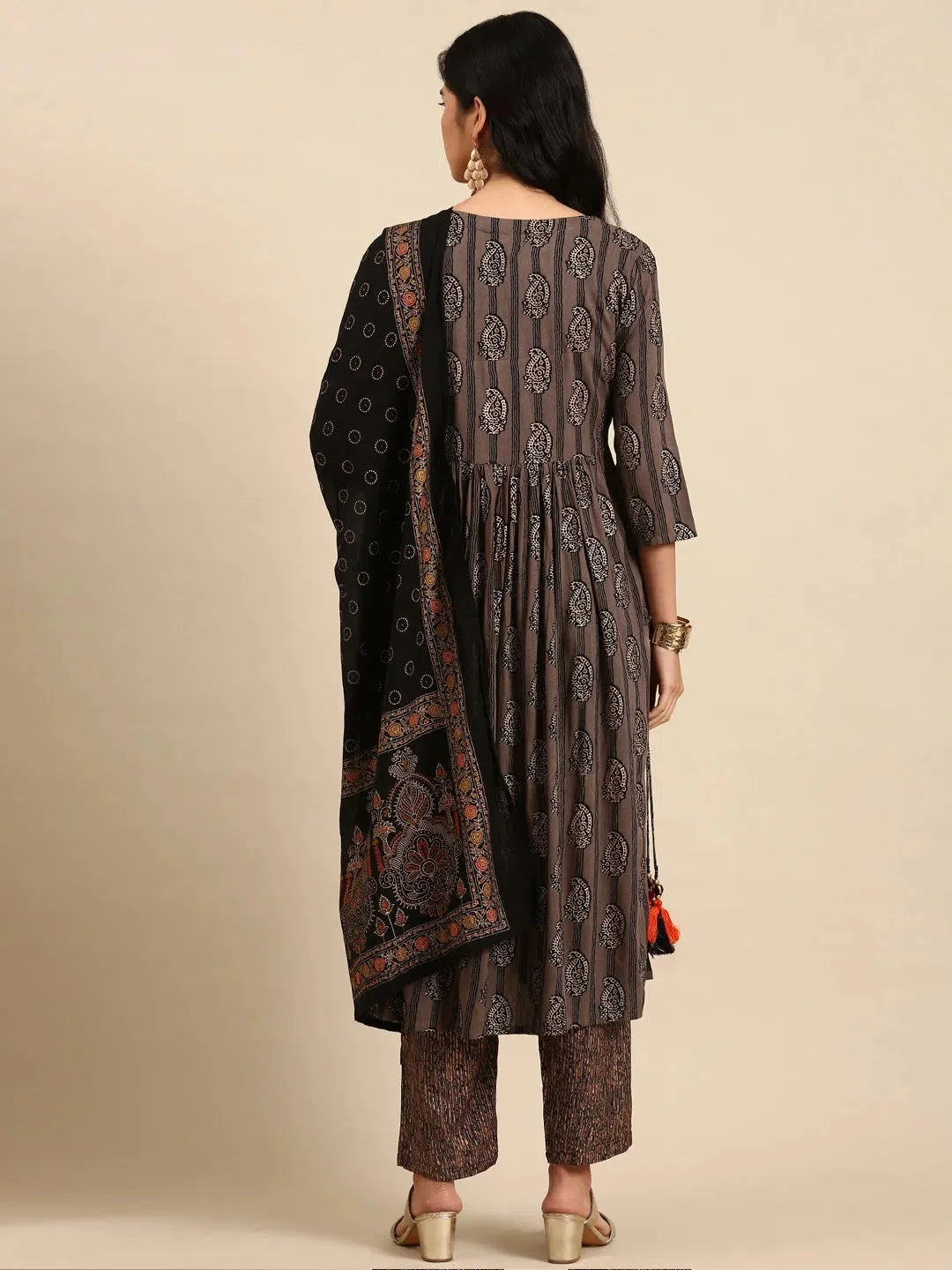 Grey Printed Kurta Set | Women's Cotton Indian Kurta Sets