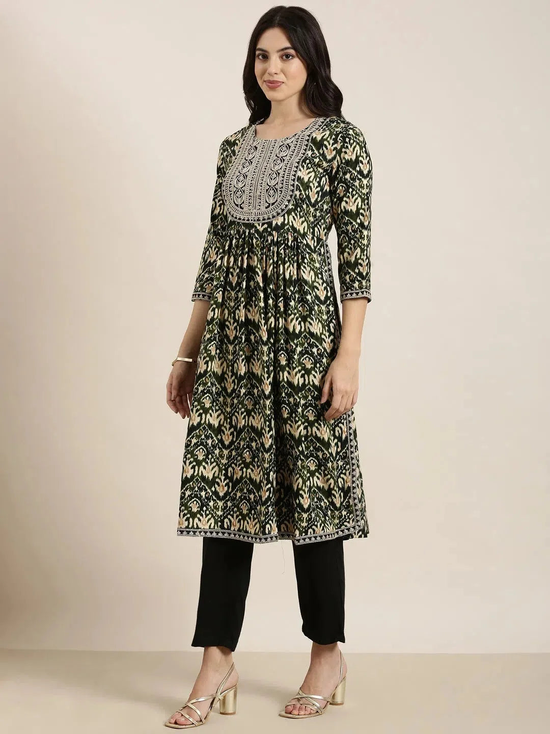 Green Ethnic Motifs Cotton Kurta Set with Dupatta for Women
