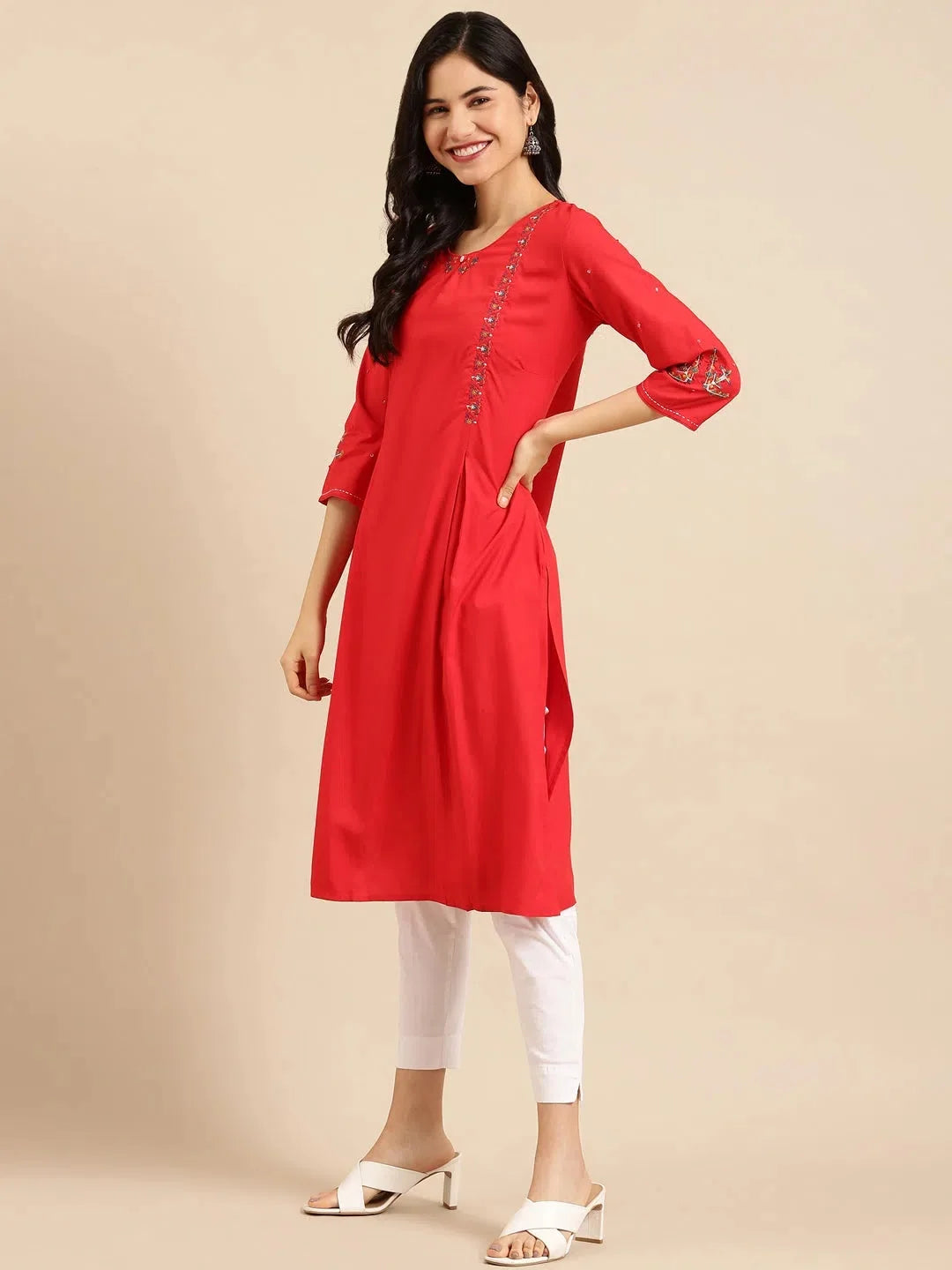 Red Embroidered Kurta: Classic Indian Kurta for Women - DesiQlo