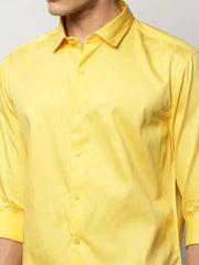 Men Yellow Solid Casual Casual Shirts-TAVANTAPLAIN-5512-Yellow