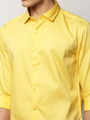 Men Yellow Solid Casual Casual Shirts-TAVANTAPLAIN-5512-Yellow