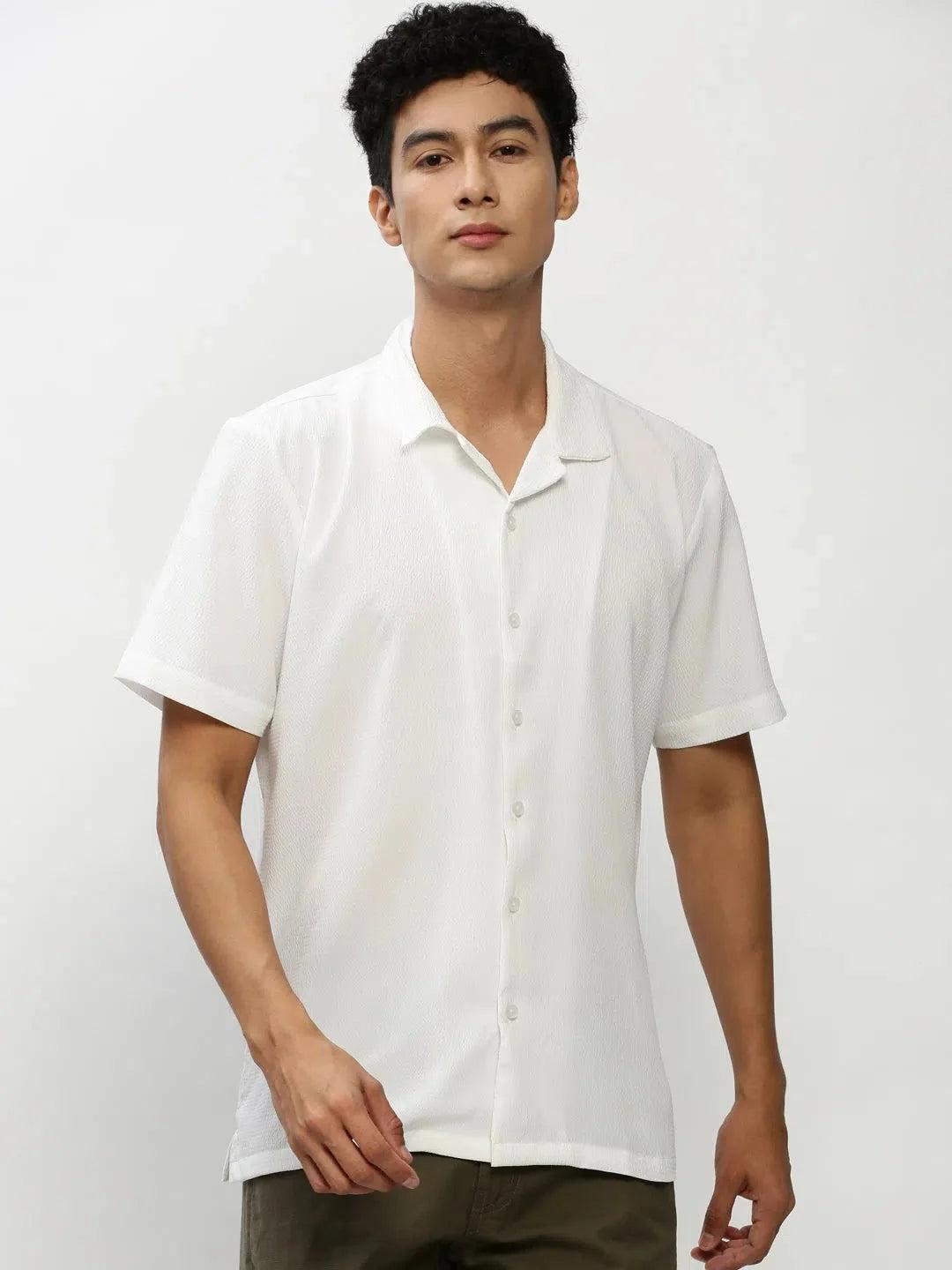 White Solid Mens Shirt - Casual Cotton Shirt by DesiQlo