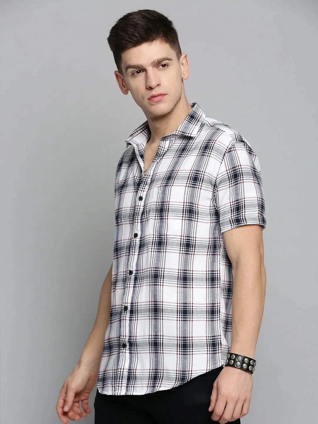 Mens Shirt White Checked Casual Cotton Shirt | DesiQlo