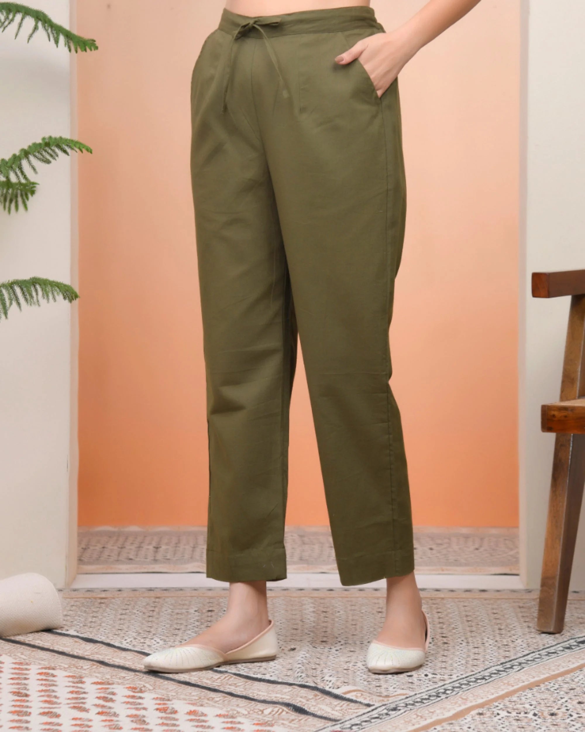 Women Olive Green Cotton Flax Solid Straight Pants