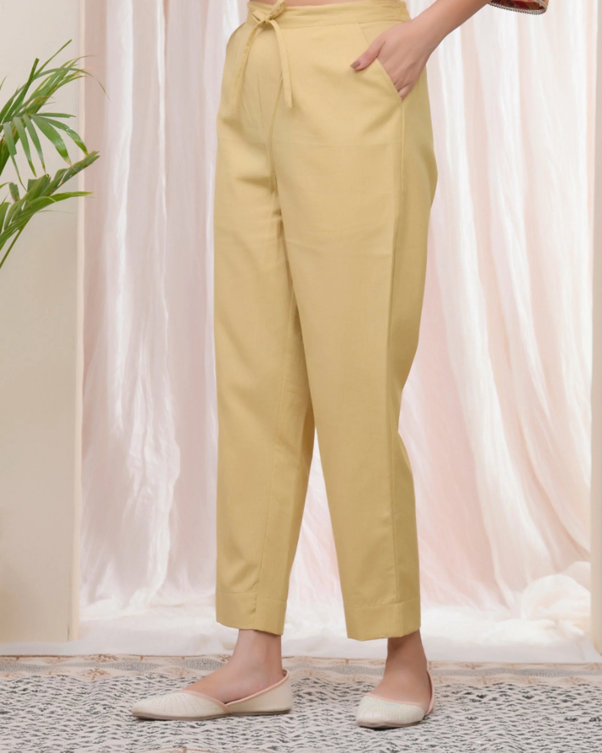 Women Cheeku Cotton Flax Solid Straight Pants