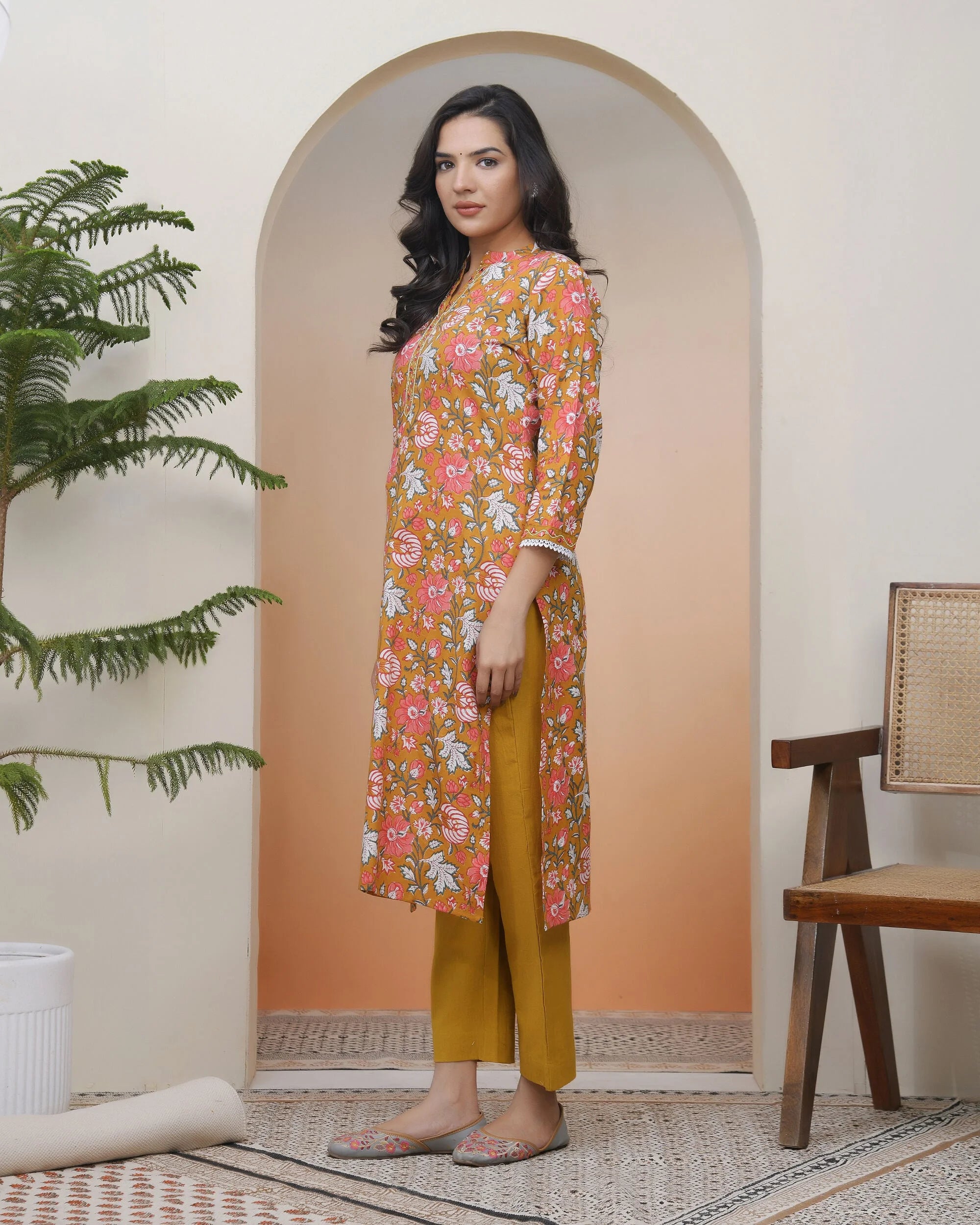 Women Mustard Cotton printed Straight Kurti