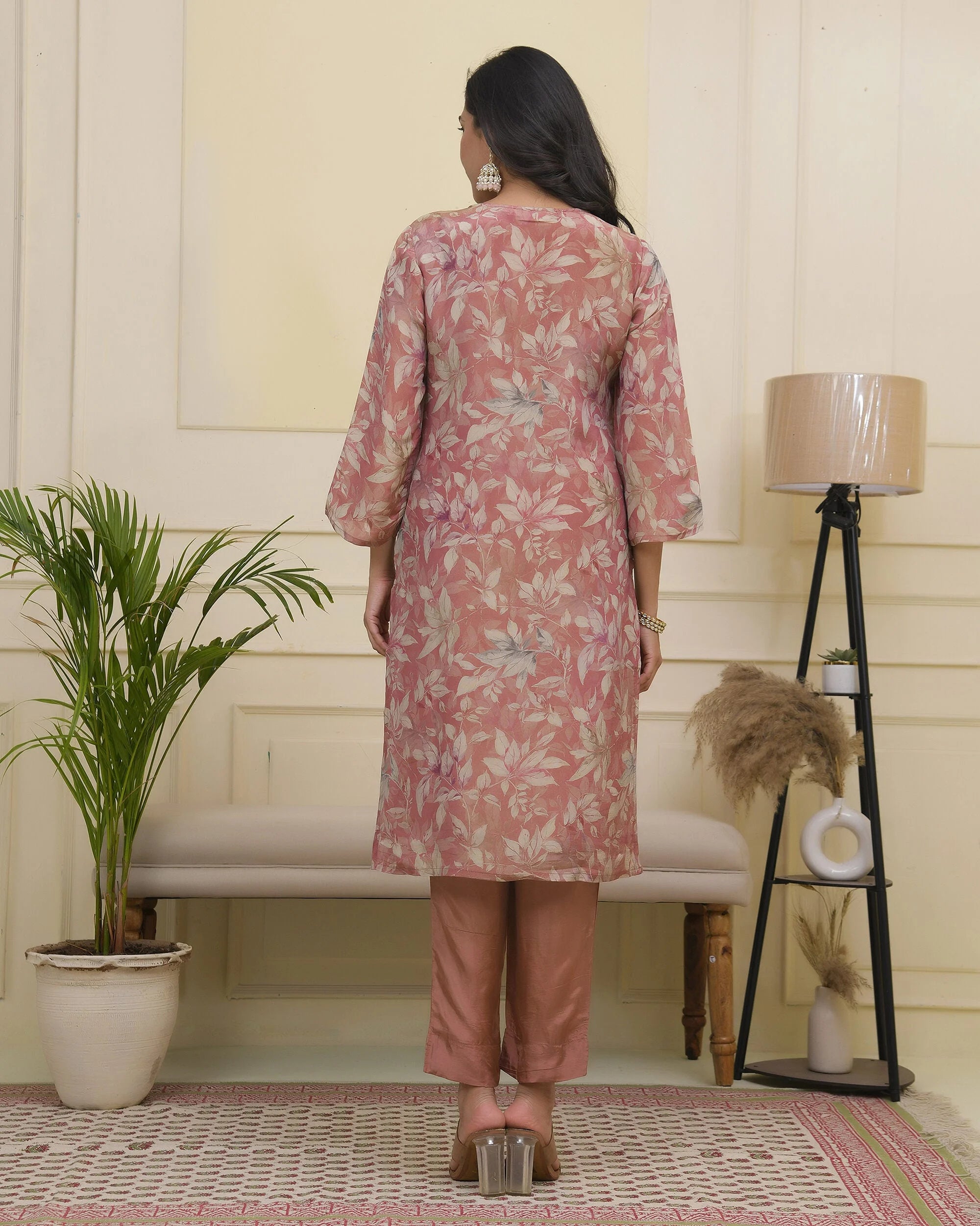 Women pink tissue shimmer kurta with silk pant & dupatta