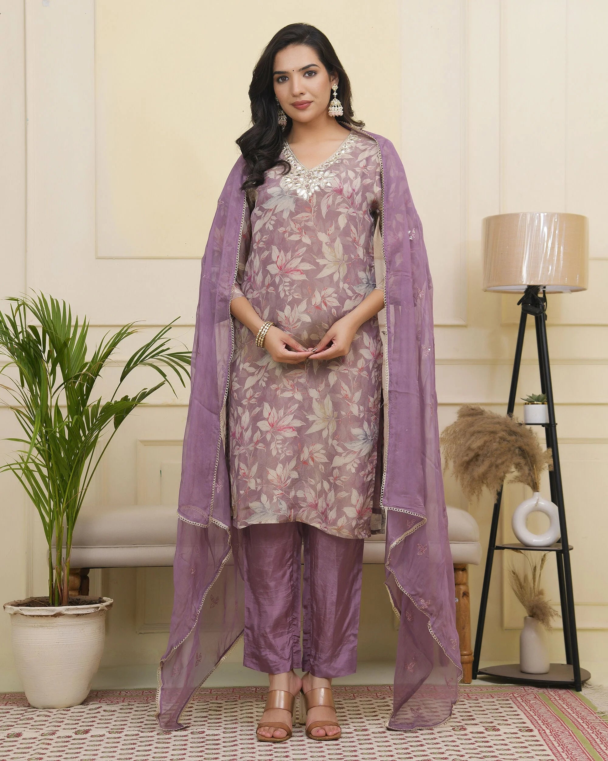 Women lavender tissue shimmer kurta with silk pant & dupatta
