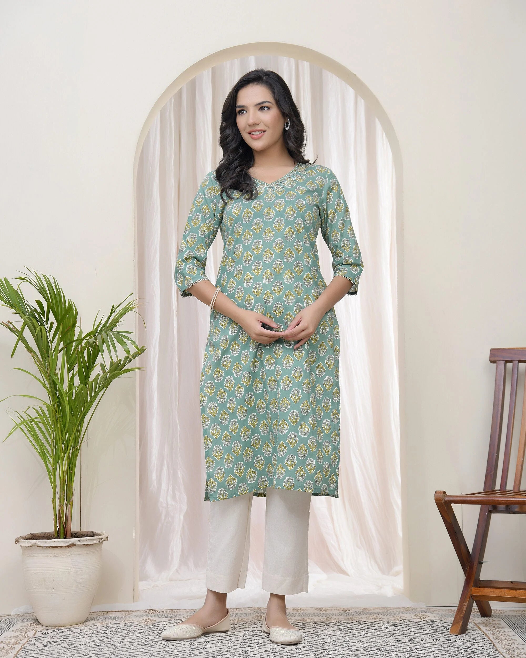 Women Aqua Cotton printed Straight Kurti with pant