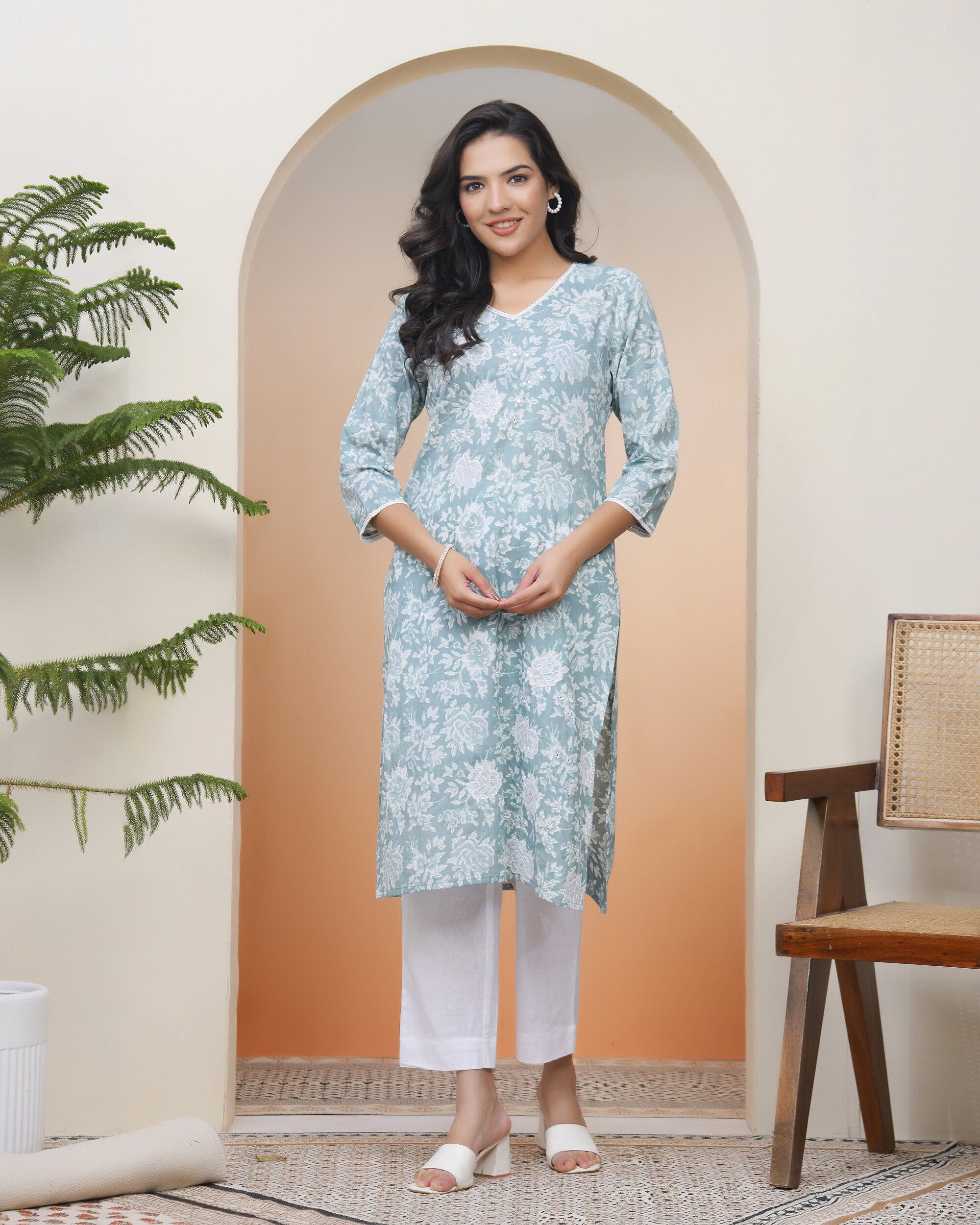 Women Mint Cotton printed Straight Kurti with pant