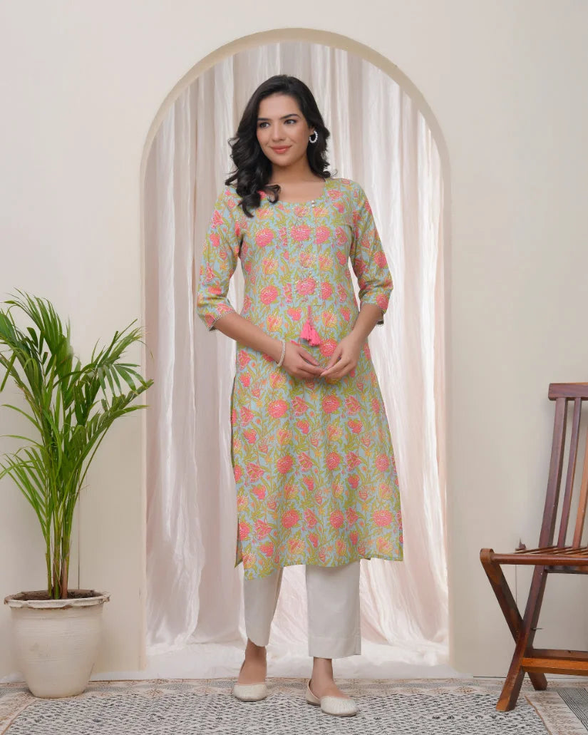 Women Multi Cotton printed Straight Kurti with pant