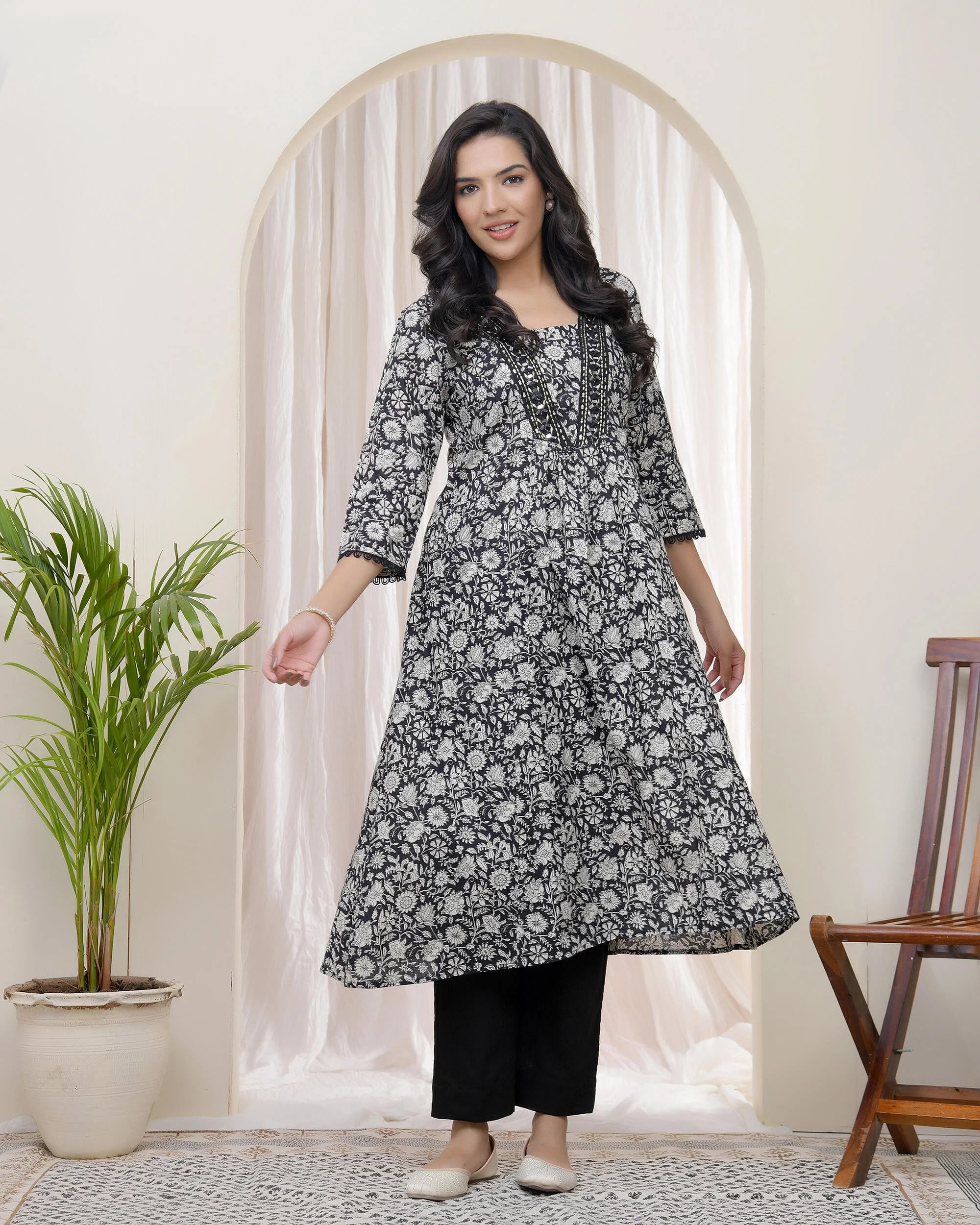 Black Floral Cotton printed gathered Kurti with pant