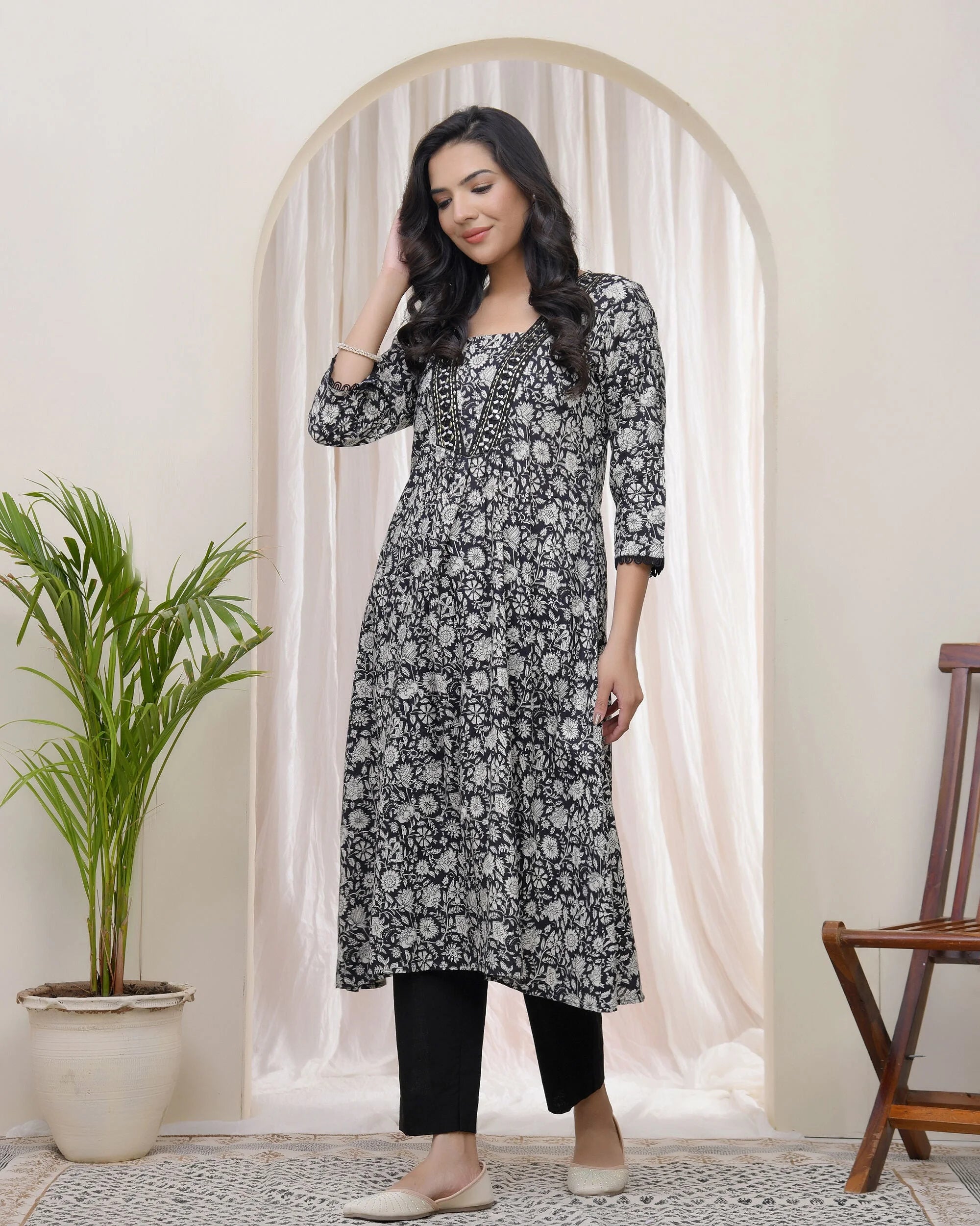 Black Floral Cotton printed gathered Kurti with pant
