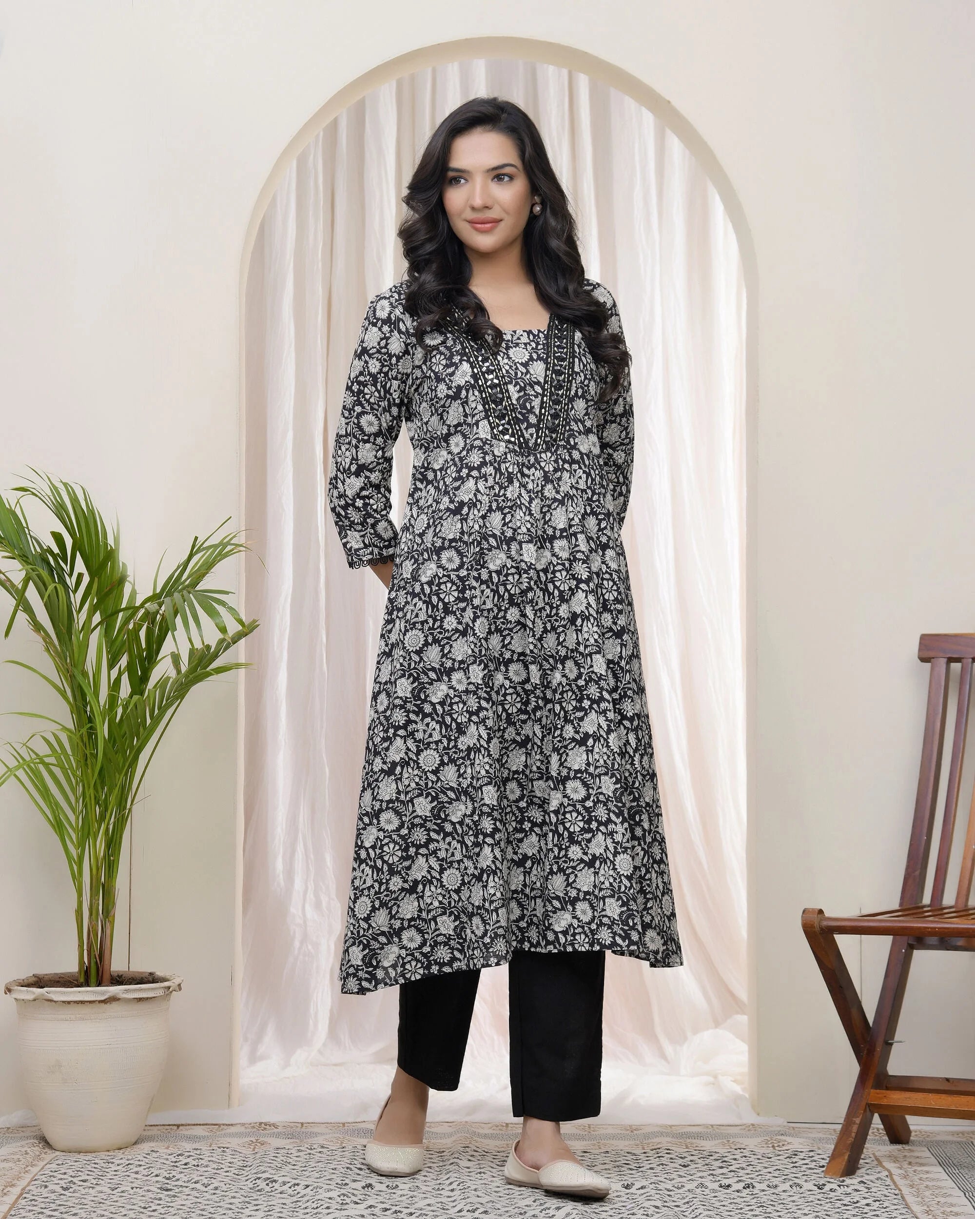 Black Floral Cotton printed gathered Kurti with pant