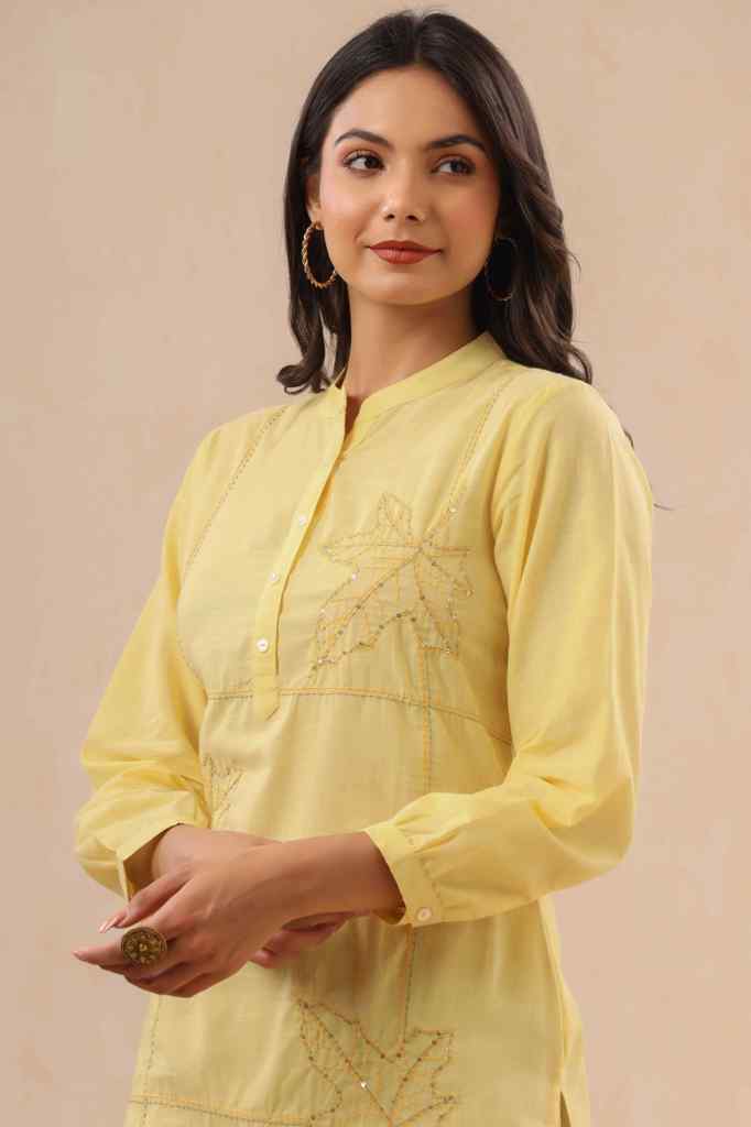 Yellow Ethnic Motif Printed Cotton Slub Kurta With Thread & Sequins Wo