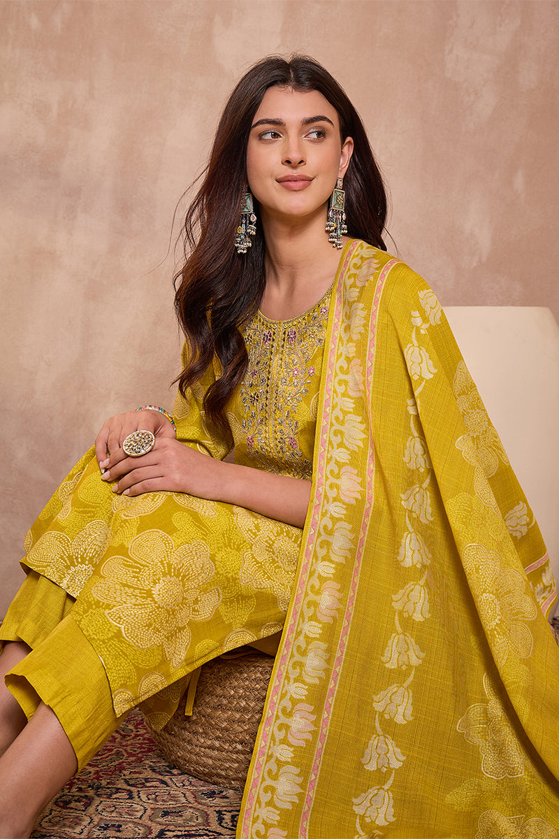 Yellow  Floral Printed Straight Kurta Trouser With Dupatta VKSKD3209