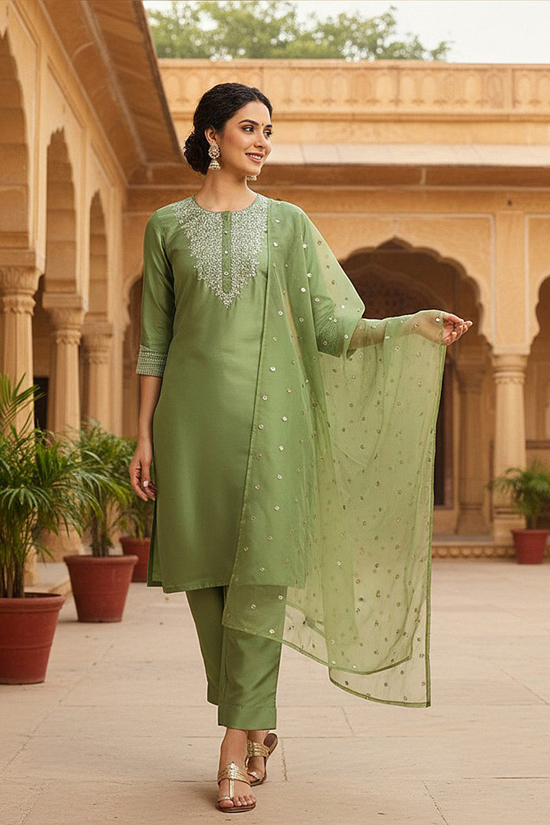  Women Green Poly Silk Solid Yoke Design Kurta PKSKD1589