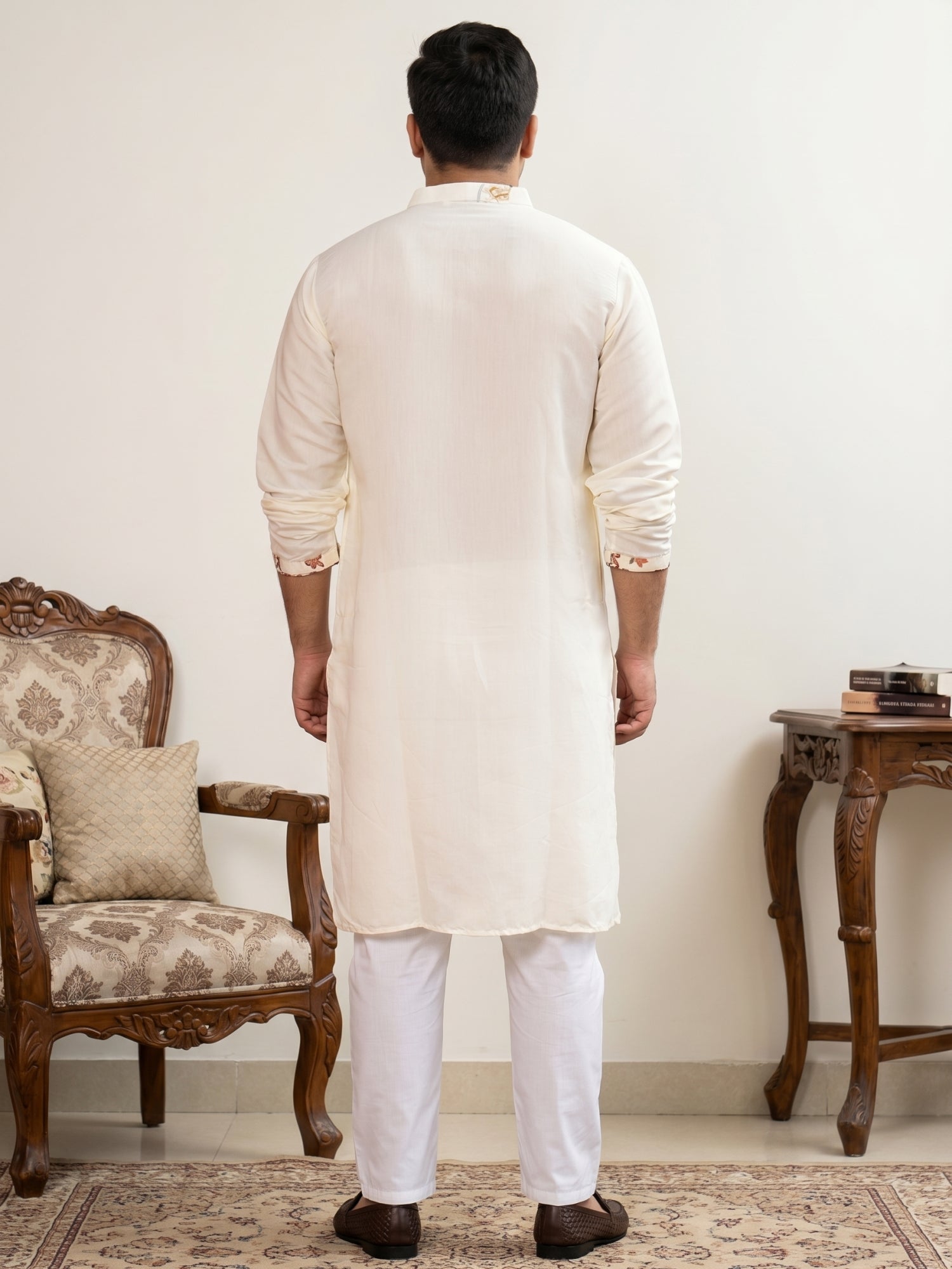 DesiQlo Men Embroidered Kurta Pyjama Set - White - JOKP_P_5140White_3X