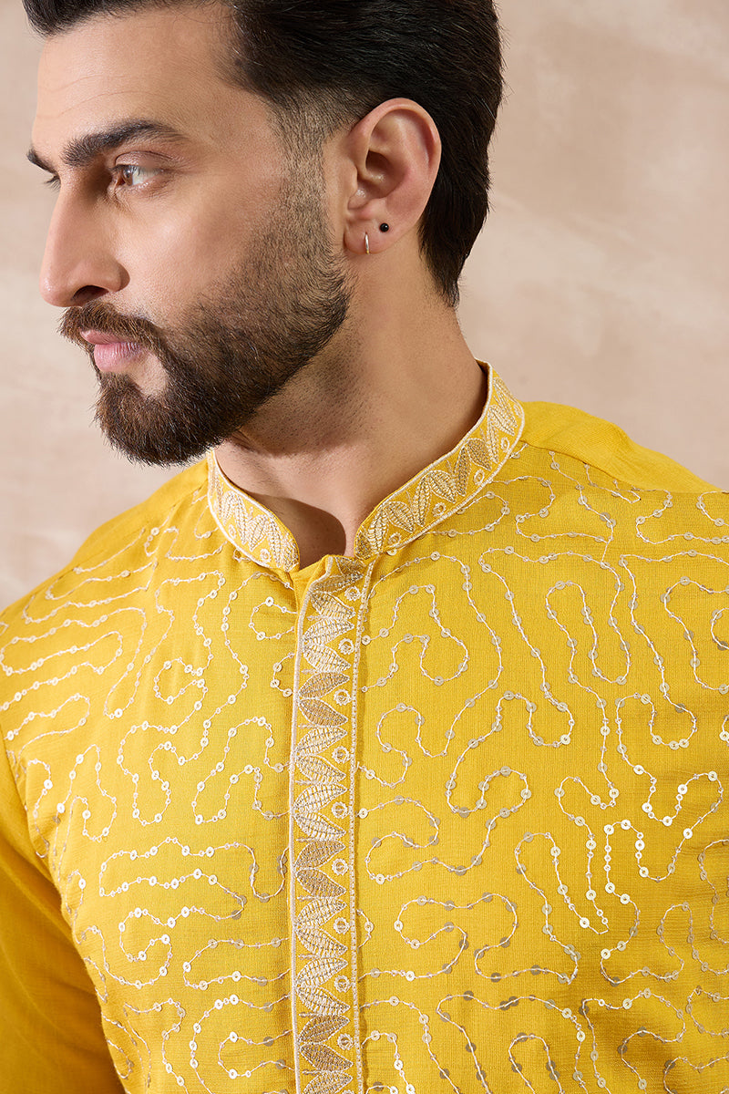 Yellow Silk Blend Embroidered Mandarin Collar Straight Kurta MKU2052