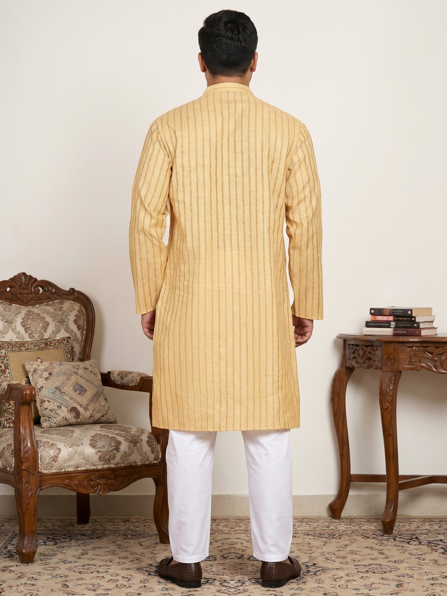 DesiQlo Men Striped Kurta Pyjama Set - Beige
