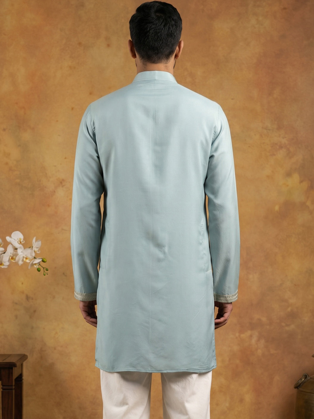 DesiQlo Men Embroidered Kurta Only - Blue