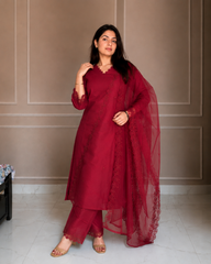 Stylum Women's Fabric Silk Blend Kurta Pant Set