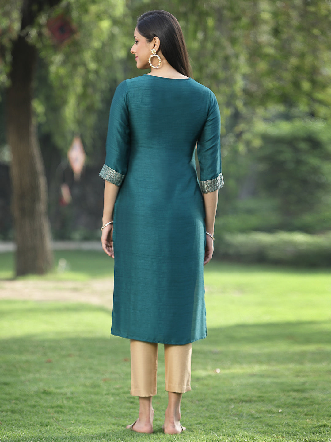 Green Soild Silk Kurta With Zari Work & Sequins | DesiQlo