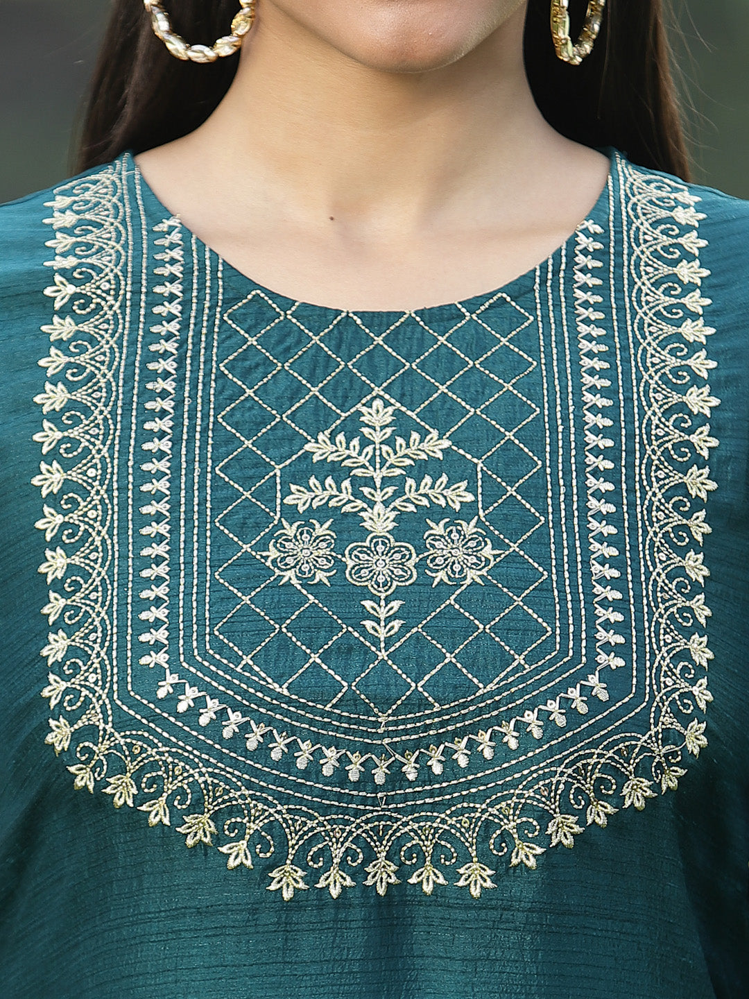 Green Soild Silk Kurta With Zari Work & Sequins | DesiQlo