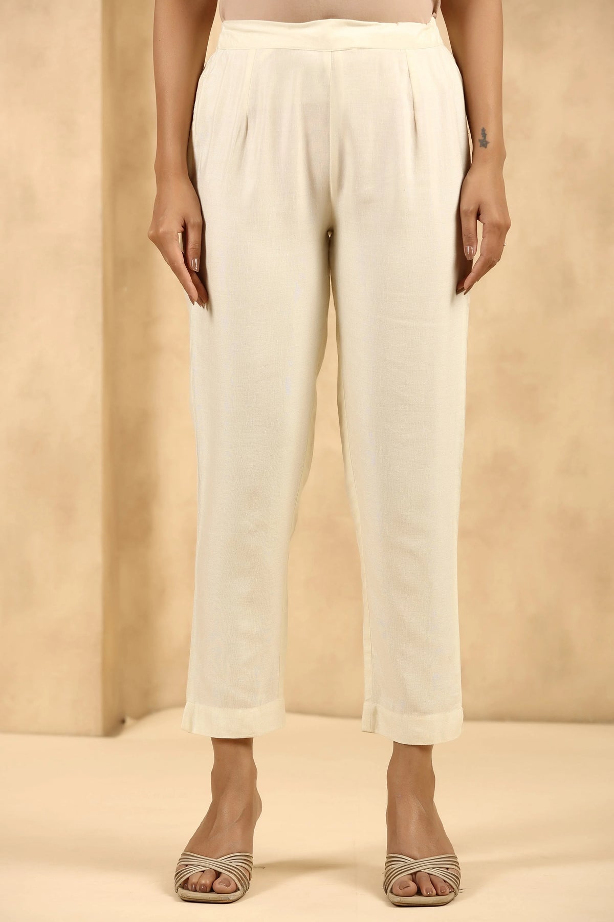 Women's Ivory Rayon Flex Solid Stright Pant/Slim Pant