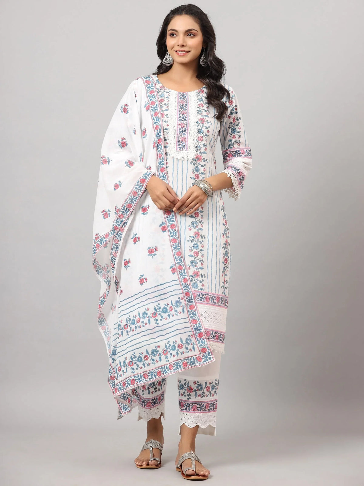 Women'S Off-White Cambric Printed Stright Kurta Sets