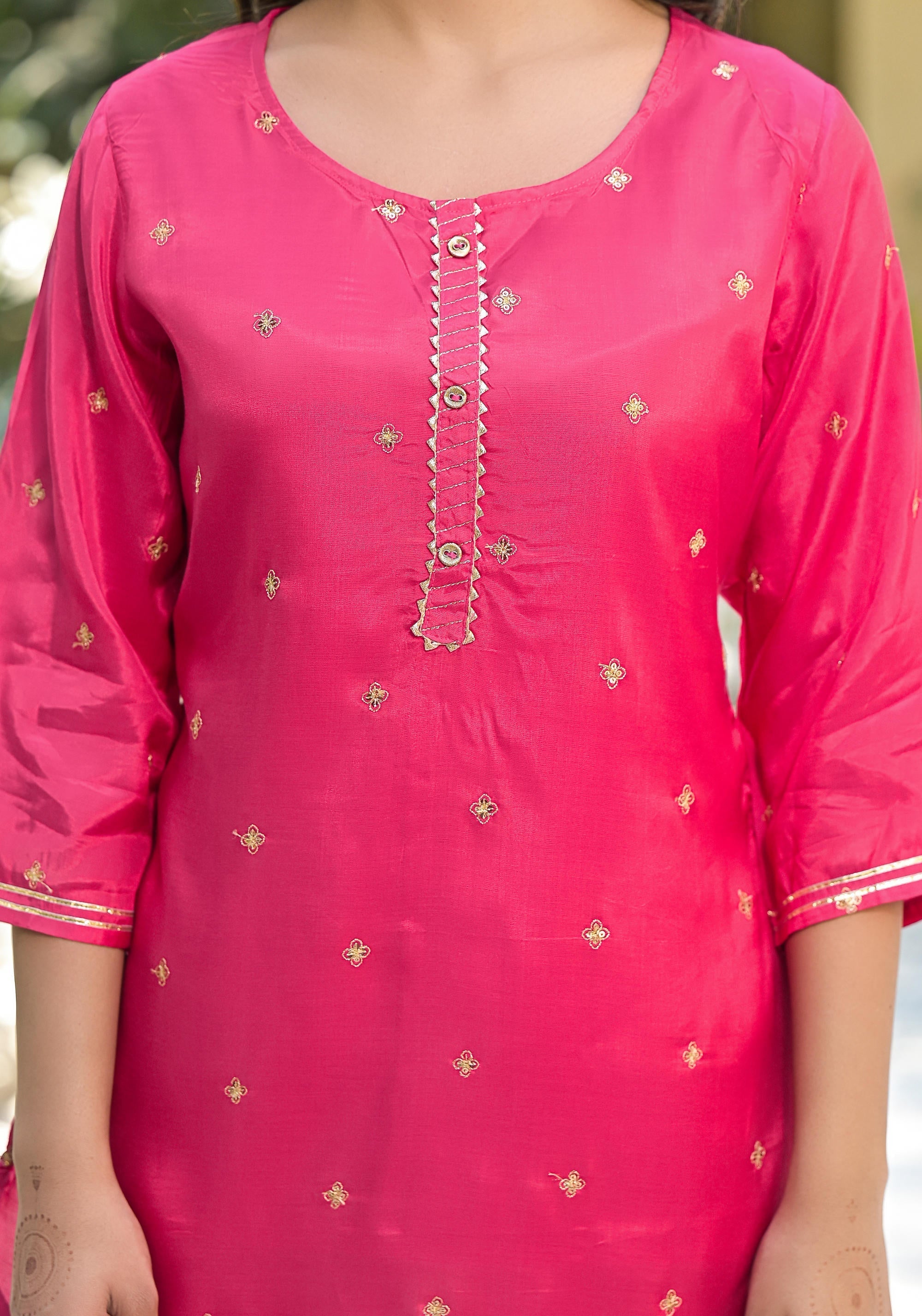 Fuchsia Solid Shantoon Tunic With Sequins & Zari Work | DesiQlo