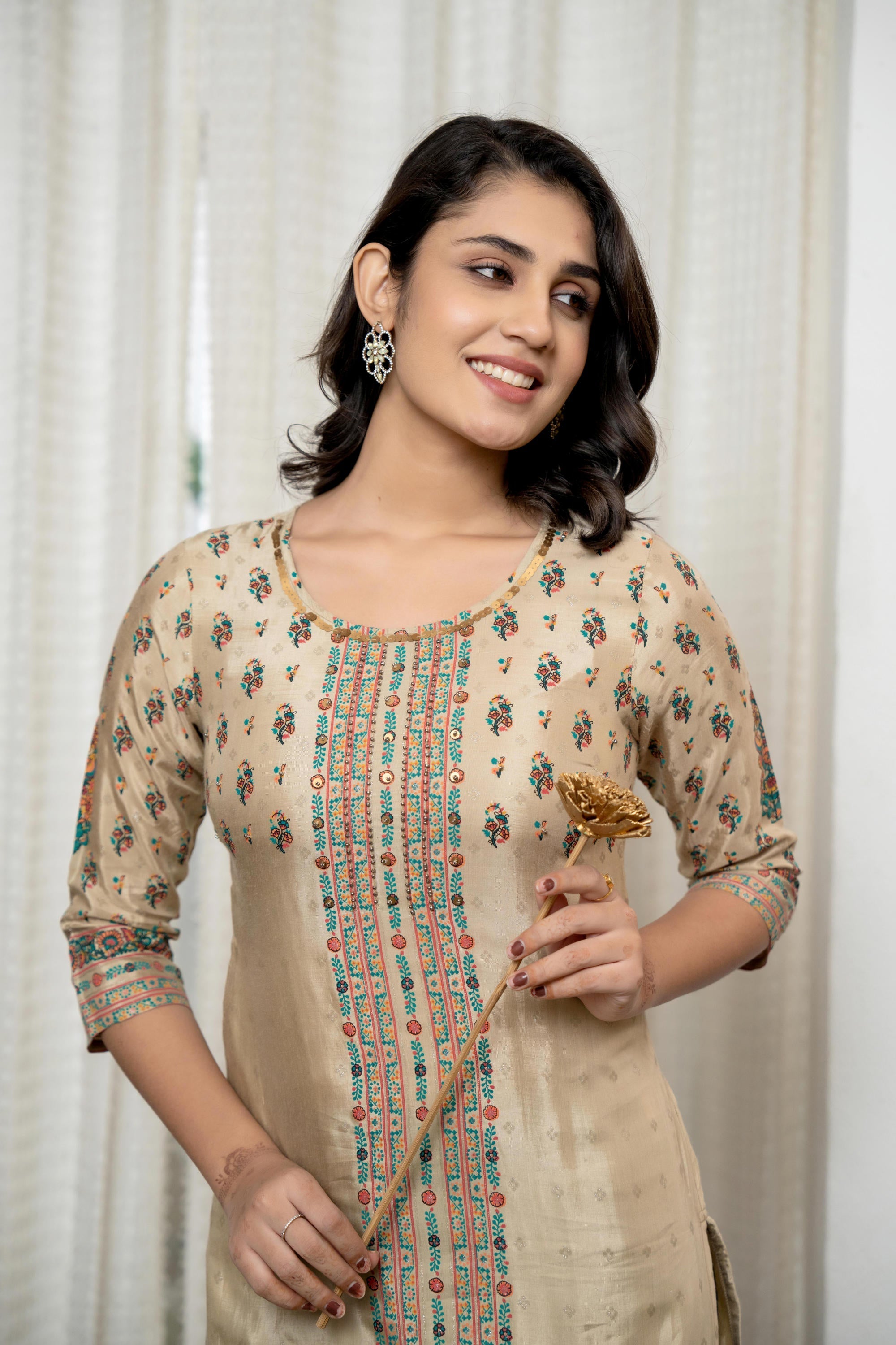 Beige Floral Printed Viscose Kurta With Beads & Sequins | DesiQlo