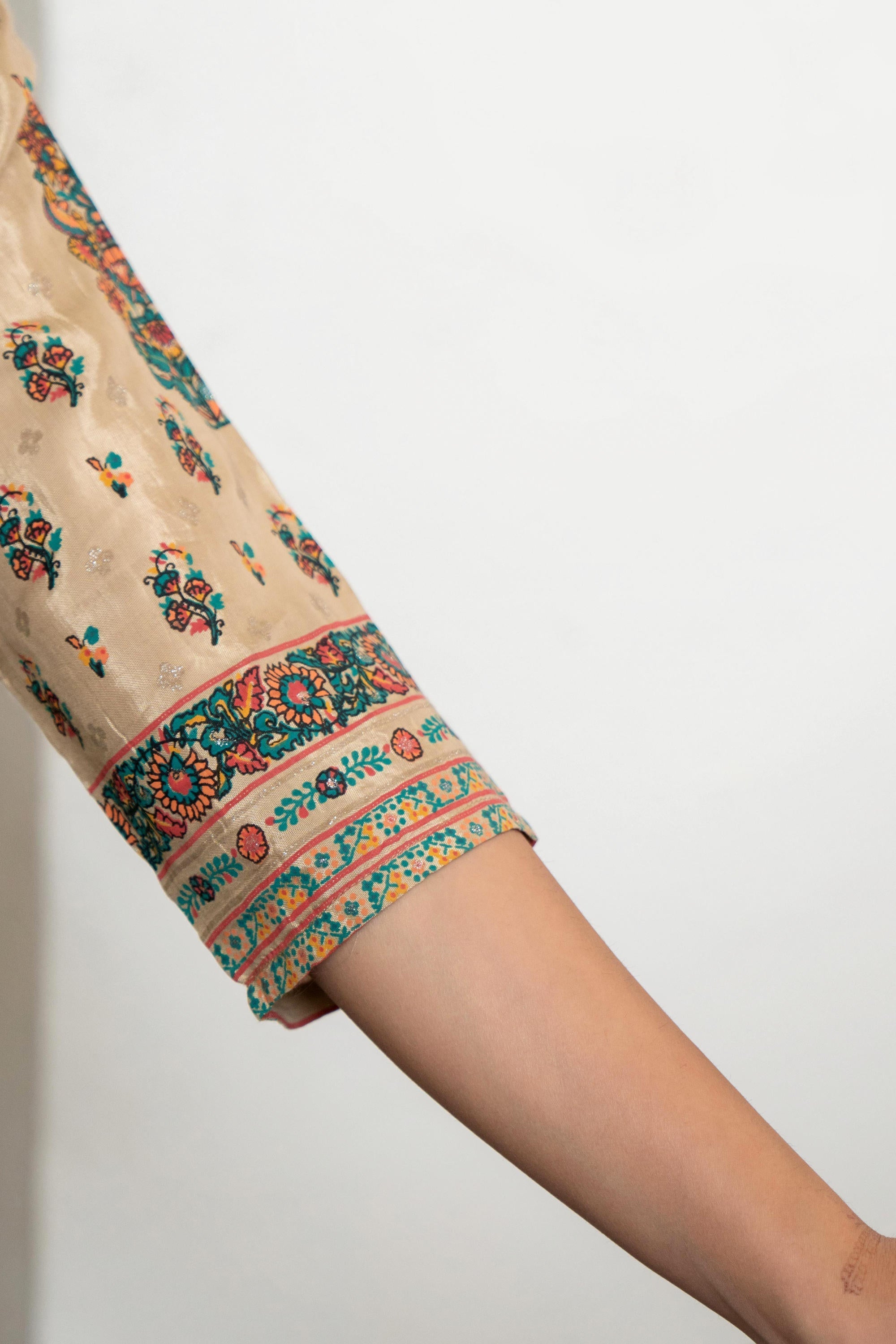 Beige Floral Printed Viscose Kurta With Beads & Sequins | DesiQlo