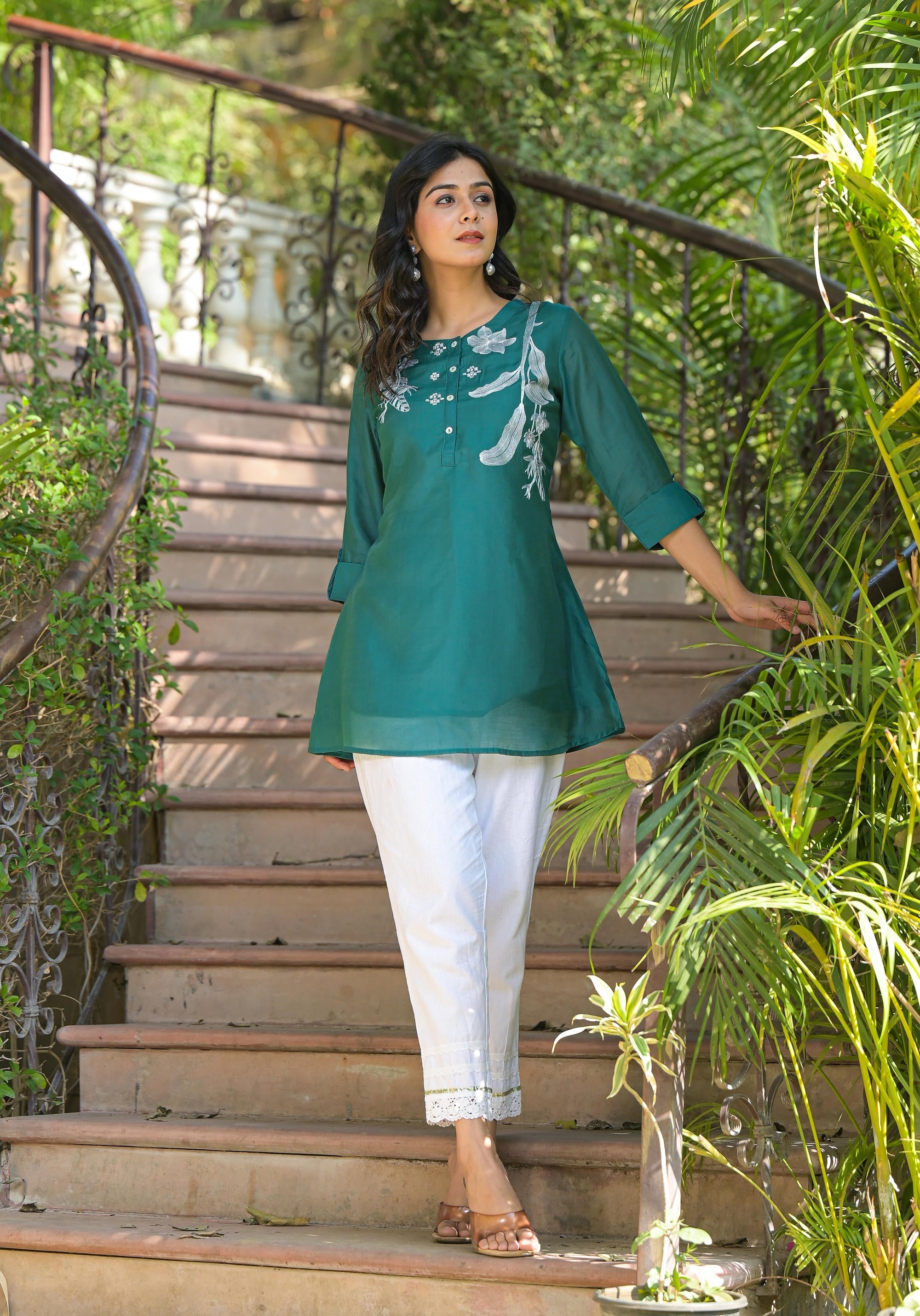 Green Solid Chanderi Tunic With Thread Work & Buttons | DesiQlo